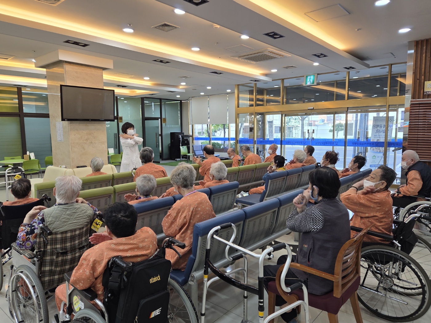 KakaoTalk_20261027_081345470_08.jpg