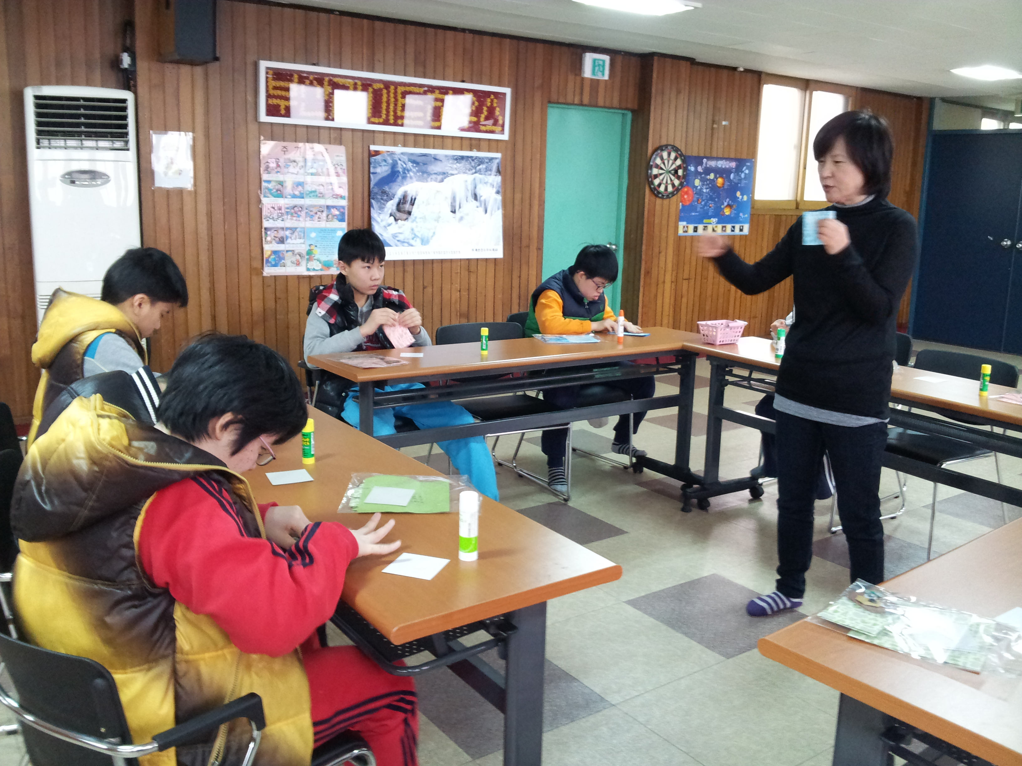 ��ȸ�̹���