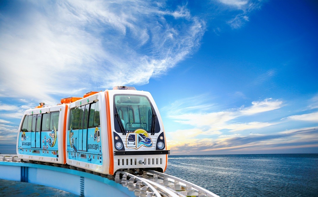 incheon-wolmi-sea-train-01.jpg