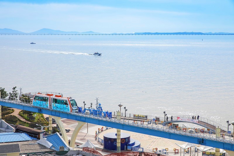 incheon-wolmi-sea-train-04.jpg