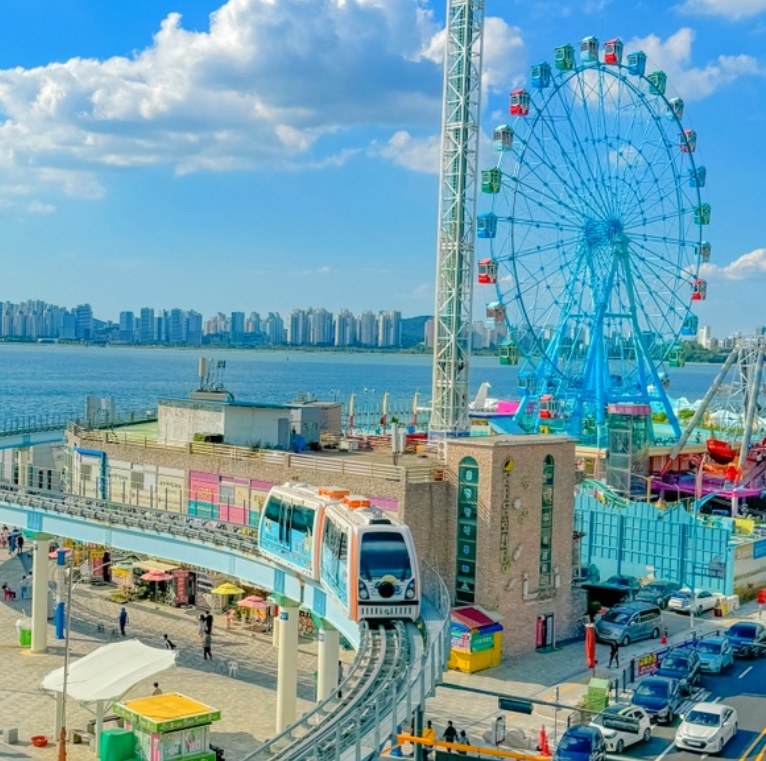incheon-wolmi-sea-train-06.jpg